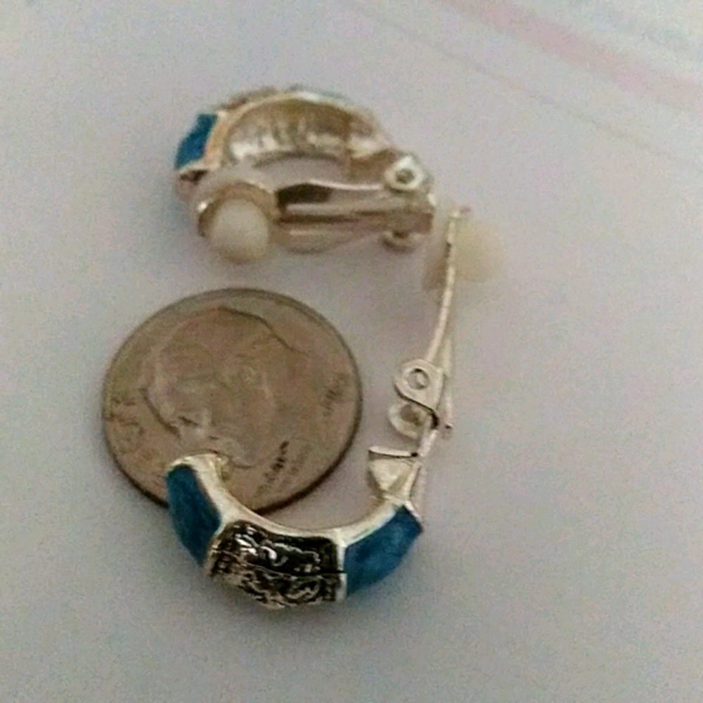 Alexandra Huggie Clip On Earrings Turquoise & Silver Tone - Picture 3 of 3